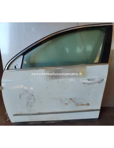 Porta anteriore sx Volkswagen Passat 3C 07 bianco NUDA (presenza graffi)